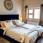 Atelier Luxurioeses Mit Alpinem Charme Lägenhet Telfes im Stubai
