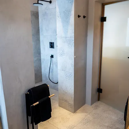 Atelier Apartment