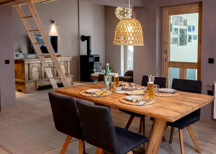 Atelier Luxurioeses Mit Alpinem Charme *