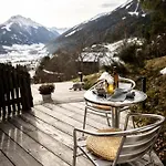 Atelier Luxurioeses Mit Alpinem Charme *